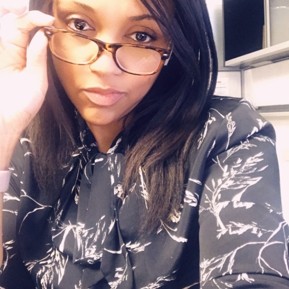 Meet your Posher, Kim - Picture 4 of 6